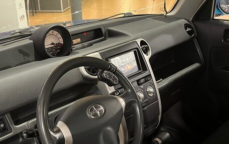 Scion xB II рестайлинг, 2005 год, 460 000 рублей, 17 фотография