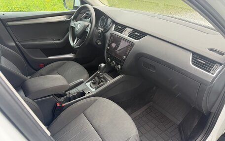 Skoda Octavia, 2017 год, 1 275 000 рублей, 16 фотография