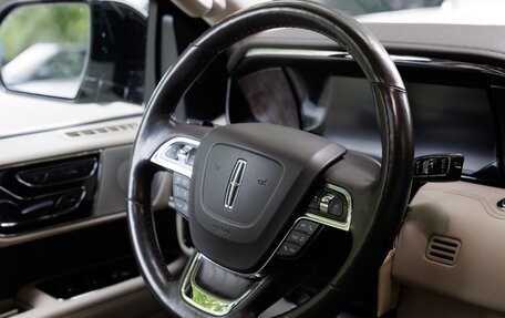 Lincoln Navigator, 2019 год, 5 000 000 рублей, 9 фотография