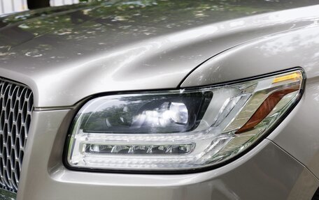Lincoln Navigator, 2019 год, 5 000 000 рублей, 11 фотография