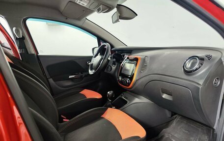 Renault Kaptur I рестайлинг, 2017 год, 1 249 000 рублей, 13 фотография