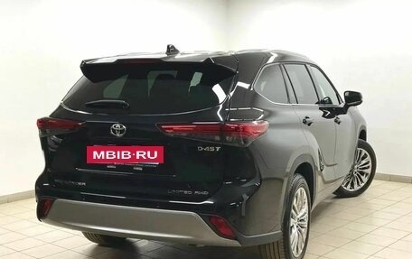 Toyota Highlander, 2025 год, 5 970 000 рублей, 4 фотография