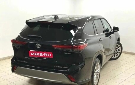 Toyota Highlander, 2025 год, 5 970 000 рублей, 9 фотография