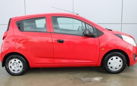 Chevrolet Spark III, 2013 год, 569 000 рублей, 5 фотография