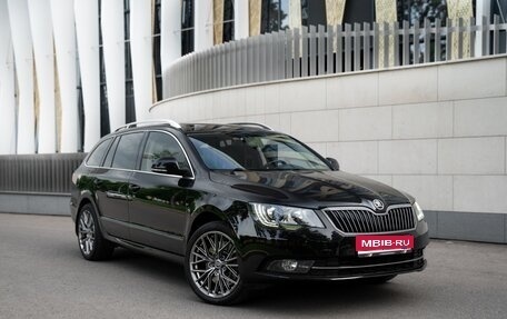 Skoda Superb III рестайлинг, 2013 год, 2 450 000 рублей, 1 фотография
