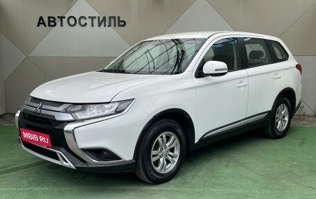 Mitsubishi Outlander III рестайлинг 3, 2020 год, 2 149 000 рублей, 1 фотография