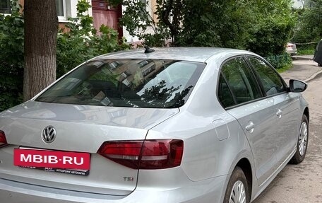 Volkswagen Jetta VI, 2018 год, 1 050 000 рублей, 4 фотография