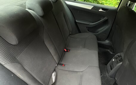 Volkswagen Jetta VI, 2018 год, 1 050 000 рублей, 13 фотография