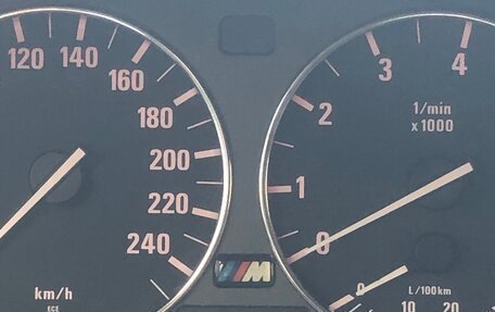 BMW 5 серия, 1998 год, 650 000 рублей, 12 фотография