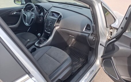 Opel Astra J, 2011 год, 830 000 рублей, 8 фотография