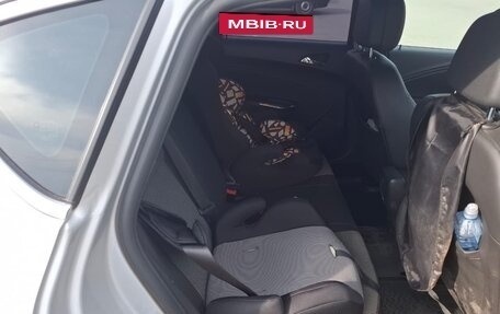 Opel Astra J, 2011 год, 830 000 рублей, 10 фотография