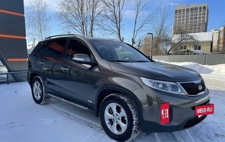 KIA Sorento II рестайлинг, 2015 год, 2 100 000 рублей, 2 фотография