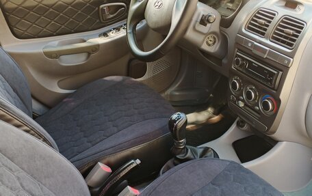 Hyundai Accent II, 2008 год, 450 000 рублей, 2 фотография