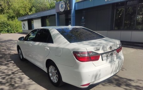 Toyota Camry, 2017 год, 1 920 000 рублей, 6 фотография