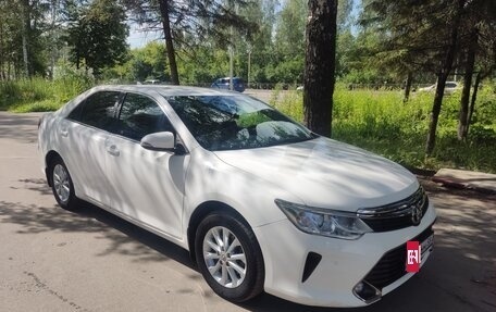 Toyota Camry, 2017 год, 1 920 000 рублей, 4 фотография