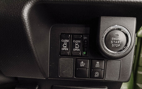 Toyota Roomy I, 2018 год, 1 339 000 рублей, 10 фотография