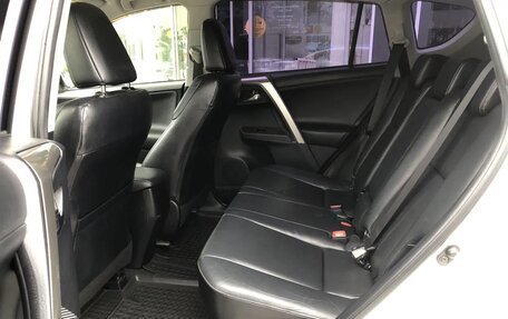 Toyota RAV4, 2013 год, 2 110 000 рублей, 10 фотография