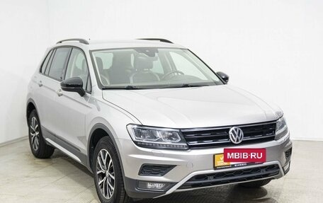 Volkswagen Tiguan II, 2019 год, 2 389 000 рублей, 3 фотография