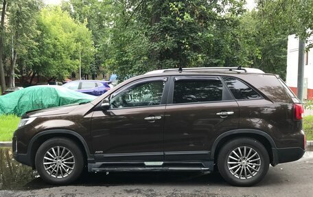 KIA Sorento II рестайлинг, 2013 год, 1 000 000 рублей, 2 фотография