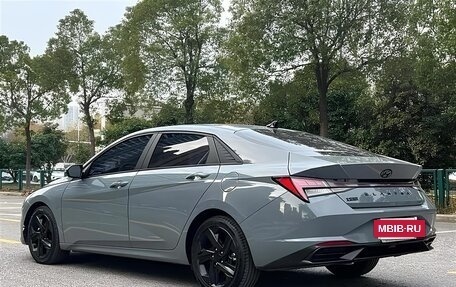 Hyundai Elantra, 2022 год, 1 600 000 рублей, 4 фотография