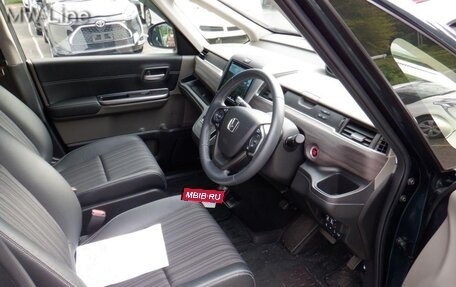 Honda Freed II, 2019 год, 1 700 000 рублей, 7 фотография