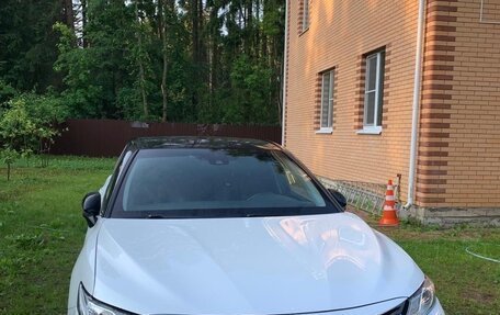 Toyota Camry, 2020 год, 2 600 000 рублей, 7 фотография
