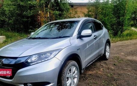 Honda Vezel, 2015 год, 1 600 000 рублей, 2 фотография