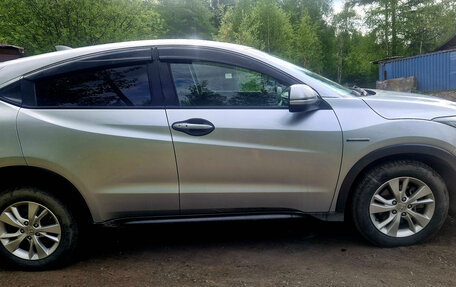 Honda Vezel, 2015 год, 1 600 000 рублей, 9 фотография