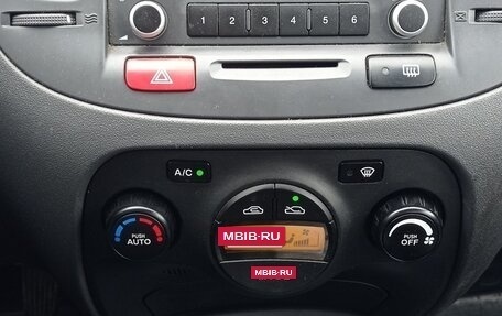 KIA Rio II, 2009 год, 690 000 рублей, 3 фотография
