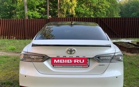Toyota Camry, 2020 год, 2 600 000 рублей, 10 фотография