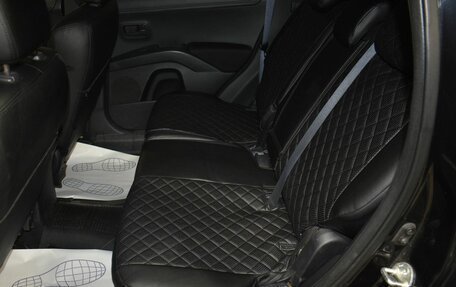 Mitsubishi Outlander III рестайлинг 3, 2011 год, 799 000 рублей, 15 фотография