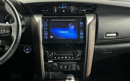 Toyota Fortuner II, 2018 год, 3 000 000 рублей, 11 фотография
