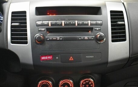 Mitsubishi Outlander III рестайлинг 3, 2011 год, 799 000 рублей, 11 фотография