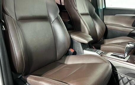 Toyota Fortuner II, 2018 год, 3 000 000 рублей, 15 фотография