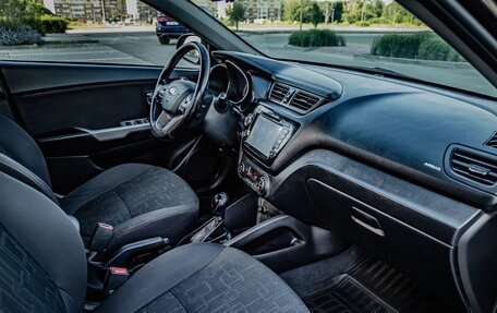 KIA Rio III рестайлинг, 2014 год, 950 000 рублей, 23 фотография