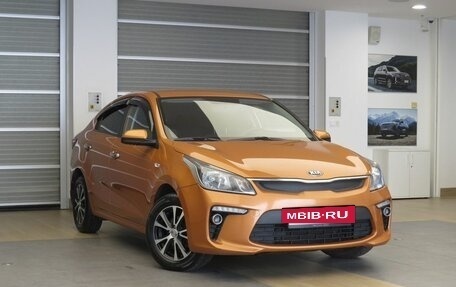 KIA Rio IV, 2017 год, 995 000 рублей, 3 фотография