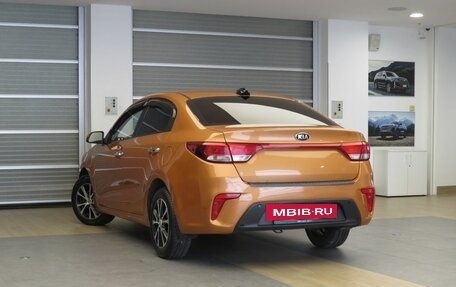 KIA Rio IV, 2017 год, 995 000 рублей, 4 фотография