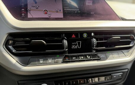 BMW 1 серия, 2020 год, 2 140 000 рублей, 12 фотография