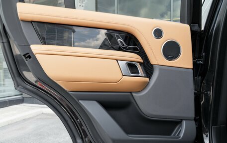 Land Rover Range Rover IV рестайлинг, 2020 год, 6 990 000 рублей, 21 фотография