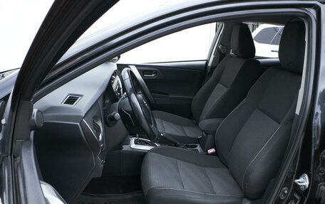 Toyota Auris II, 2013 год, 1 379 000 рублей, 13 фотография