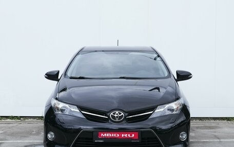 Toyota Auris II, 2013 год, 1 379 000 рублей, 3 фотография