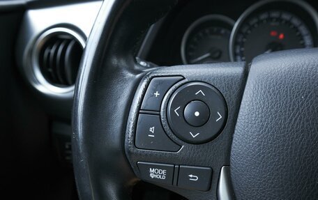 Toyota Auris II, 2013 год, 1 379 000 рублей, 21 фотография
