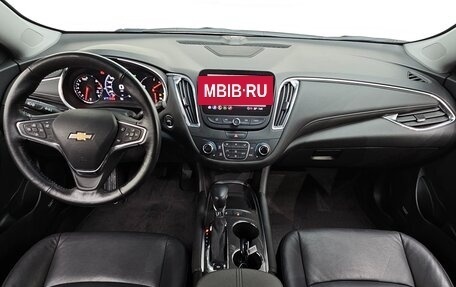 Chevrolet Malibu IX, 2021 год, 1 030 000 рублей, 6 фотография