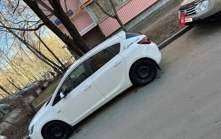 Opel Astra J, 2012 год, 750 000 рублей, 2 фотография