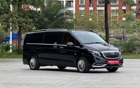 Mercedes-Benz Vito, 2022 год, 3 900 000 рублей, 3 фотография