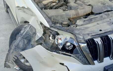 Toyota Land Cruiser Prado 150 рестайлинг 2, 2013 год, 2 700 000 рублей, 4 фотография