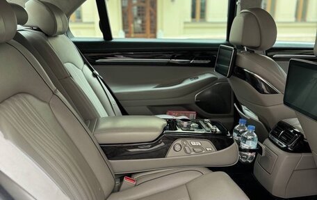 Genesis G90 I рестайлинг, 2017 год, 3 000 000 рублей, 8 фотография