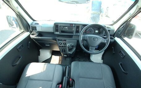 Toyota Pixis Van I, 2021 год, 820 000 рублей, 5 фотография