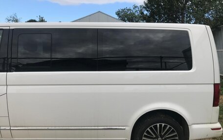 Volkswagen Multivan T6 рестайлинг, 2018 год, 5 200 000 рублей, 3 фотография