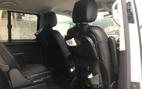Volkswagen Multivan T6 рестайлинг, 2018 год, 5 200 000 рублей, 13 фотография